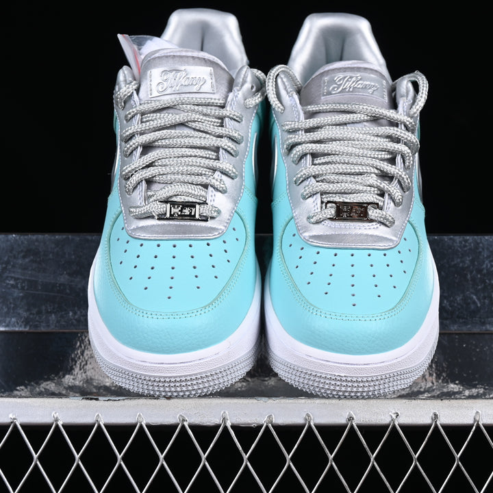 TIFFANY x Nike Air Force 1