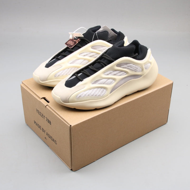 Adidas Yeezy 700 Azael