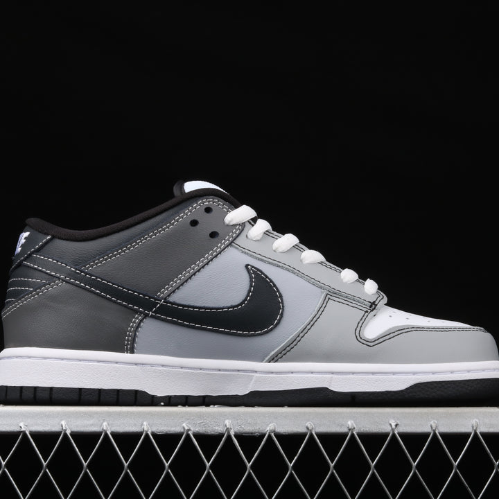 Nike Dunk Low Premium