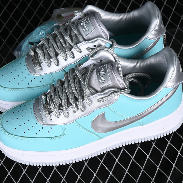 TIFFANY x Nike Air Force 1