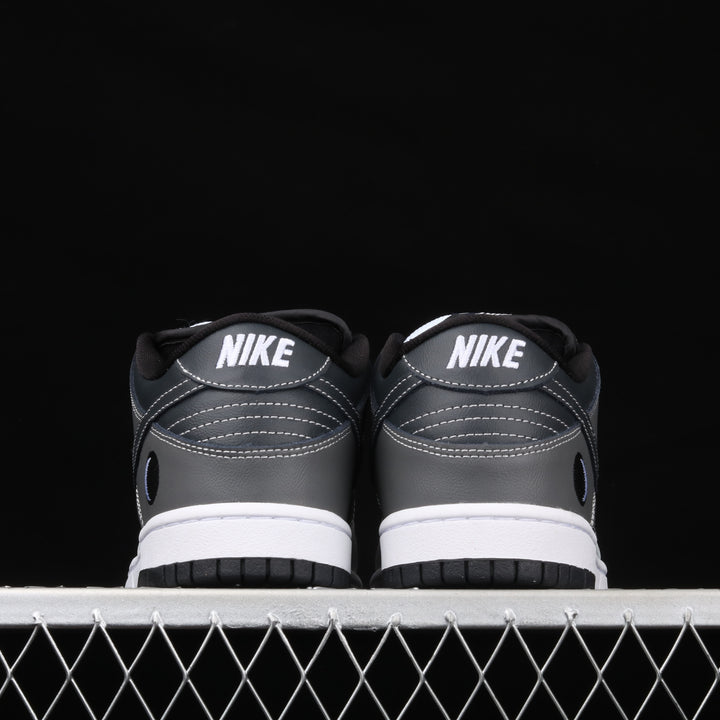 Nike Dunk Low Premium