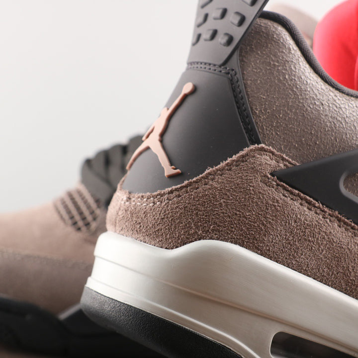 Air Jordan 4 Retro "Taupe haze