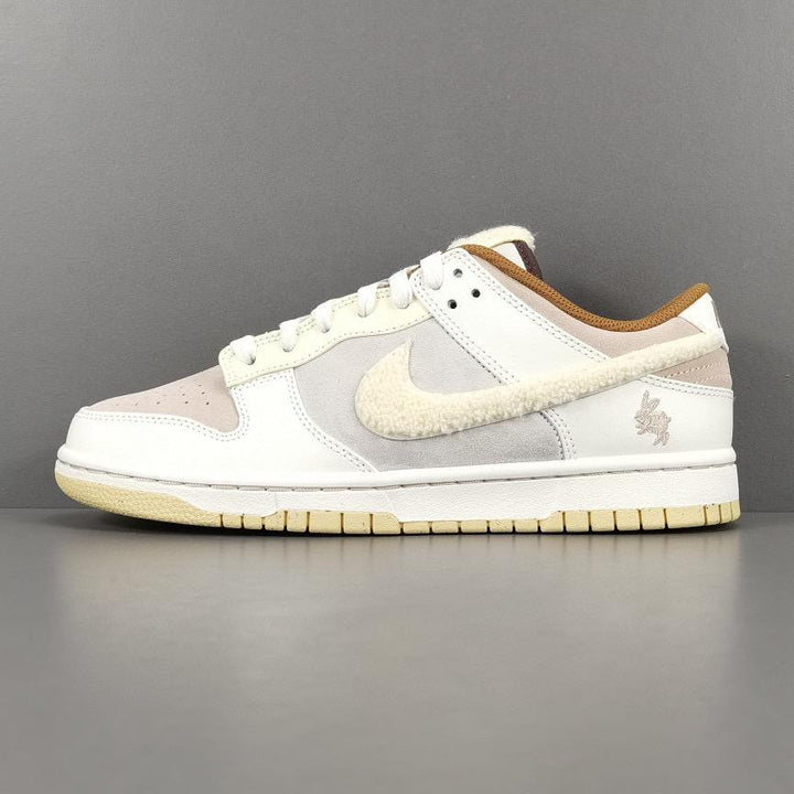 NIKE DUNK LOW Year of the Rabbit