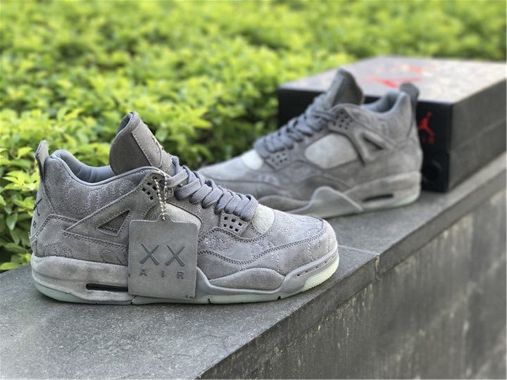 KAWS x Air Jordan 4 “Cool Grey”