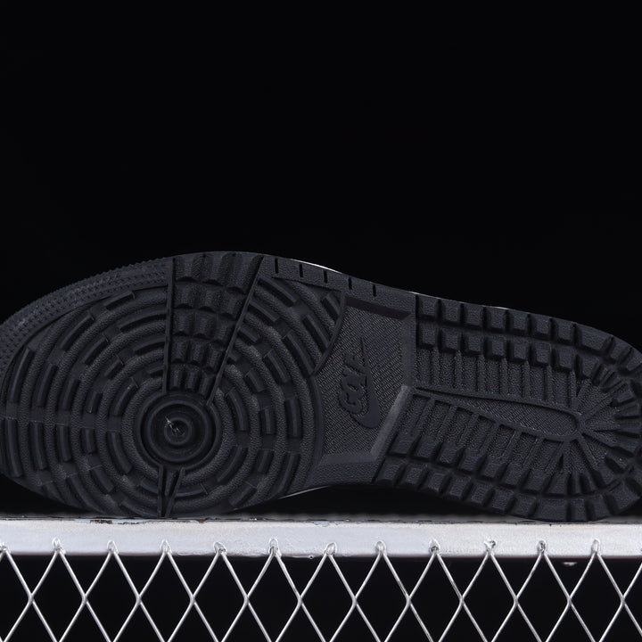 Air Jordan 1 Low Golf "Black Snake Pattern"