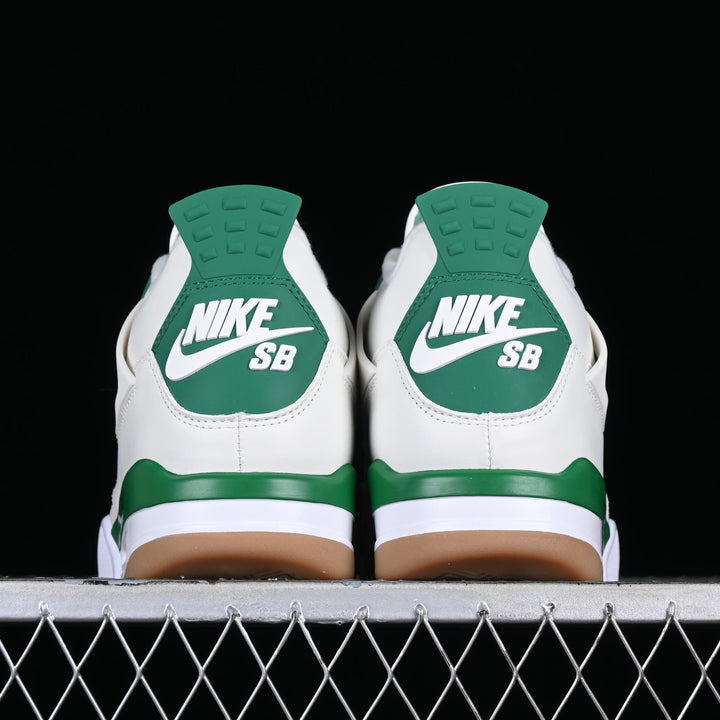 Air Jordan 4 Retro Pine Green